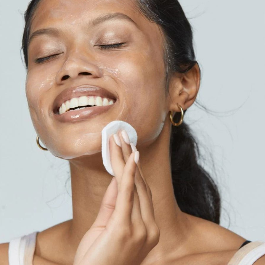 Dermalogica Ultracalming Cleanser rens med bomullspad