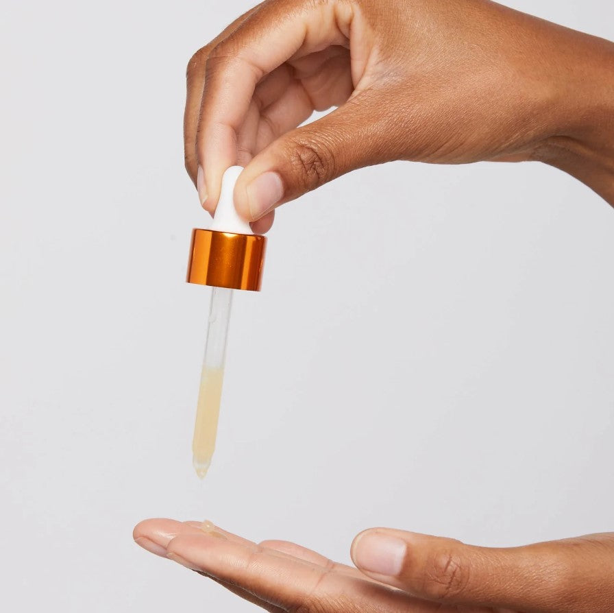 dermalogica biolumin c serum påføring hender